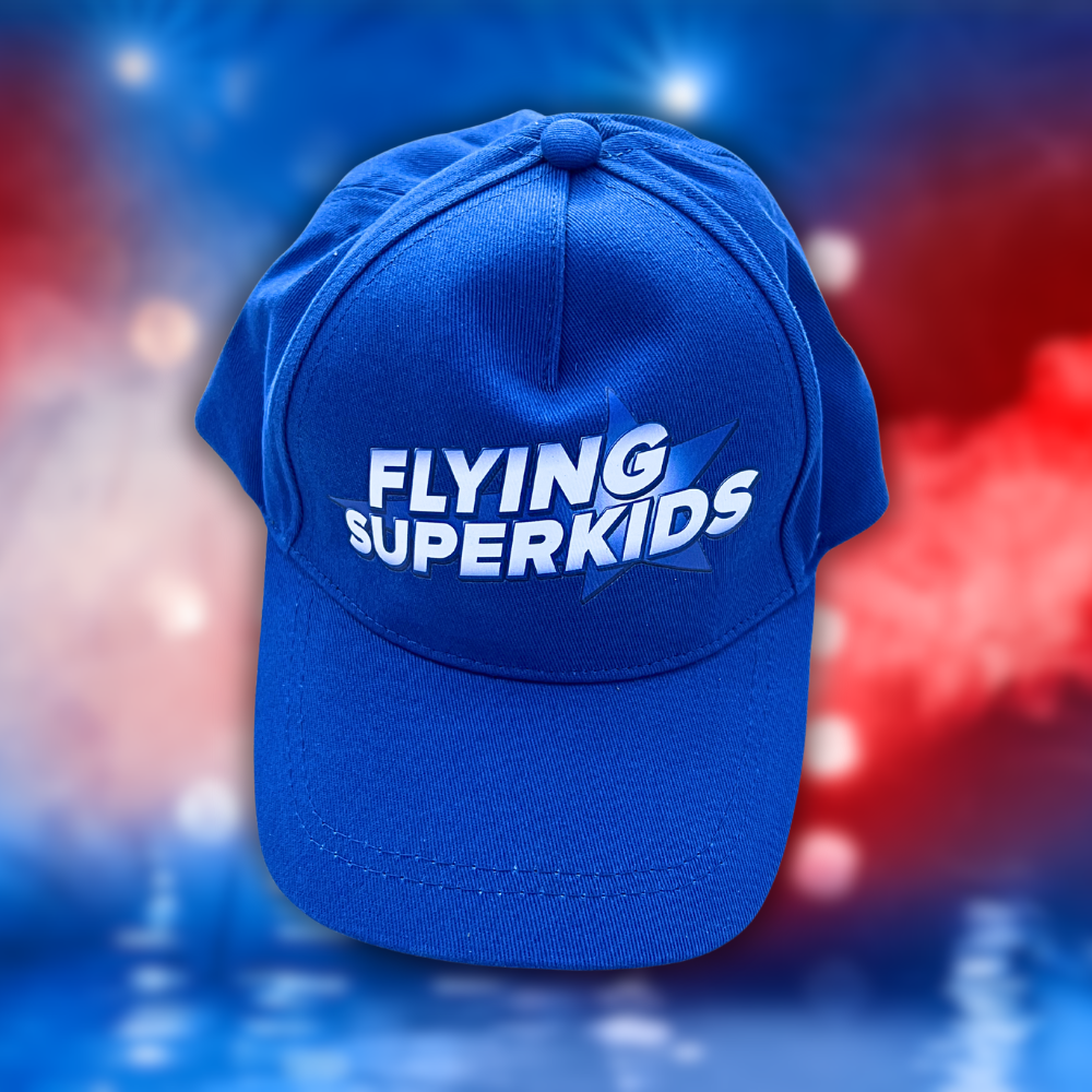Blå Flying Superkids kasket, perfekt som kasket til børn. Med flying superkids logo